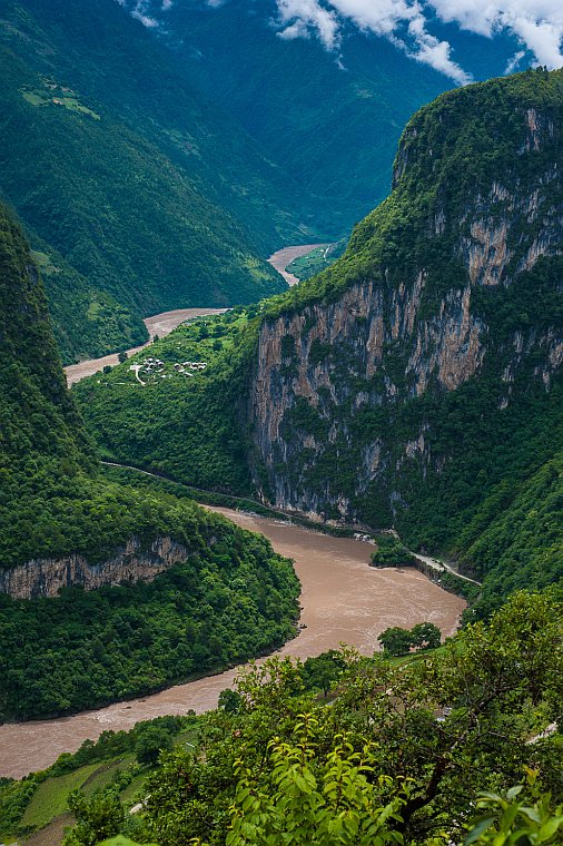 Okolice Bingzhongluo, rzeka Nu (Yunnan (Chiny) 2012, część 2/2)